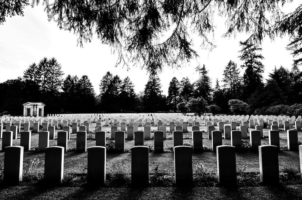 Stephen Fry – What should we think about death?
